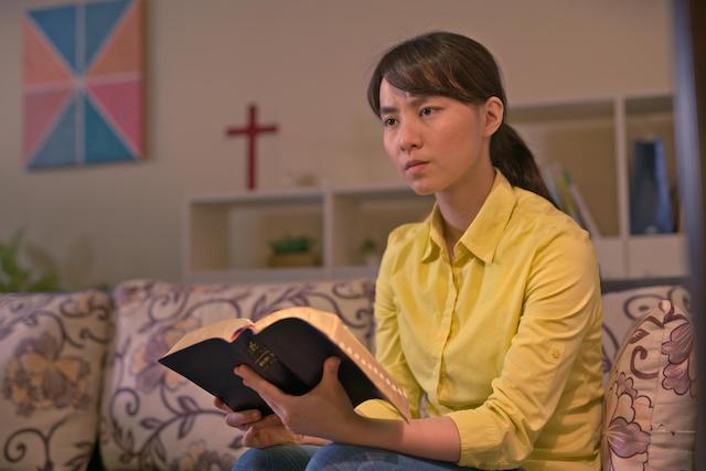 လူအချို့က၊ ကားတိုင်ထက်တွင် သခင်ယေရှုက၊ “အမှုပြီးပြီ” ဟု ဆိုသည့်အခါ၊ ယင်းက ဘုရားသခင်၏ ကယ်တင်ခြင်းအမှု စုံလင်ခဲ့ပြီဖြစ်သည်ကို မပြခဲ့လောဟု ဆိုကြ သည်။ ထို့ကြောင့်၊ နောက်ဆုံးသောကာလတွင် သူပြန်ကြွလာ သည့်အခါ ဘုရားသခင်၏ အိမ်တော်ဖြင့် အစပြုသည့် တရား စီရင်ခြင်းအမှုကို ဘုရားသခင်က အဘယ်ကြောင့် လုပ်ဆောင်ဖို့ လိုအပ်ပါသနည်း။