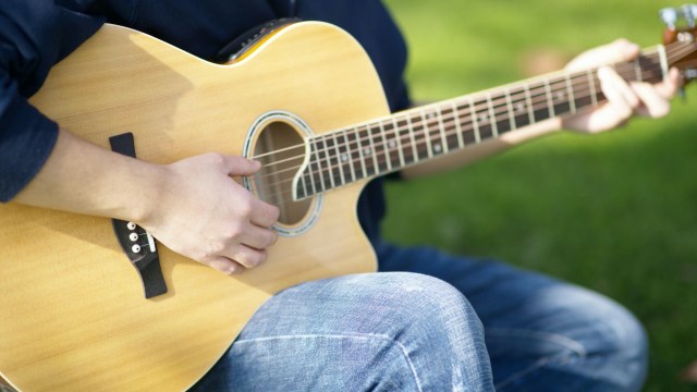 ဘုရား၏ပေါ်ထွန်းခြင်းကို ကန့်သတ်ရန် စိတ်ကူးနိုင်စွမ်းအပေါ် အမှီမပြုနှင့်