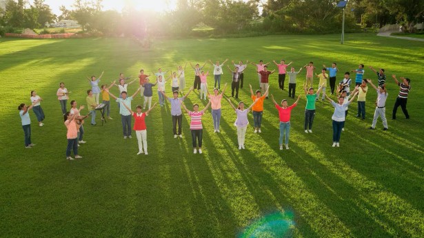 လူသားမျိုးနွယ်အားလုံး ဘုရားကို ကိုးကွယ်သင့်၏